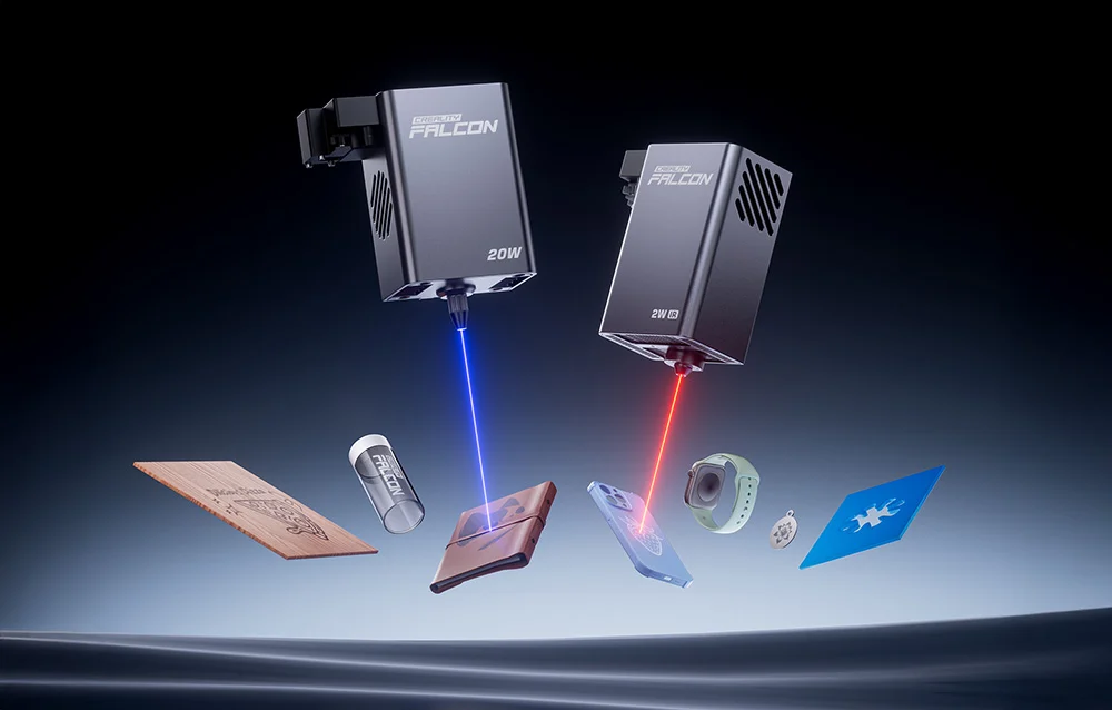 Dve laserové hlavy Falcon gravírujúce rôzne materiály, vrátane dreva, kovu a kože.